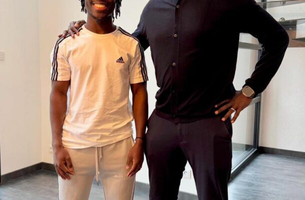 Black Stars coach Otto Addo visits injured defender Alidu Seidu